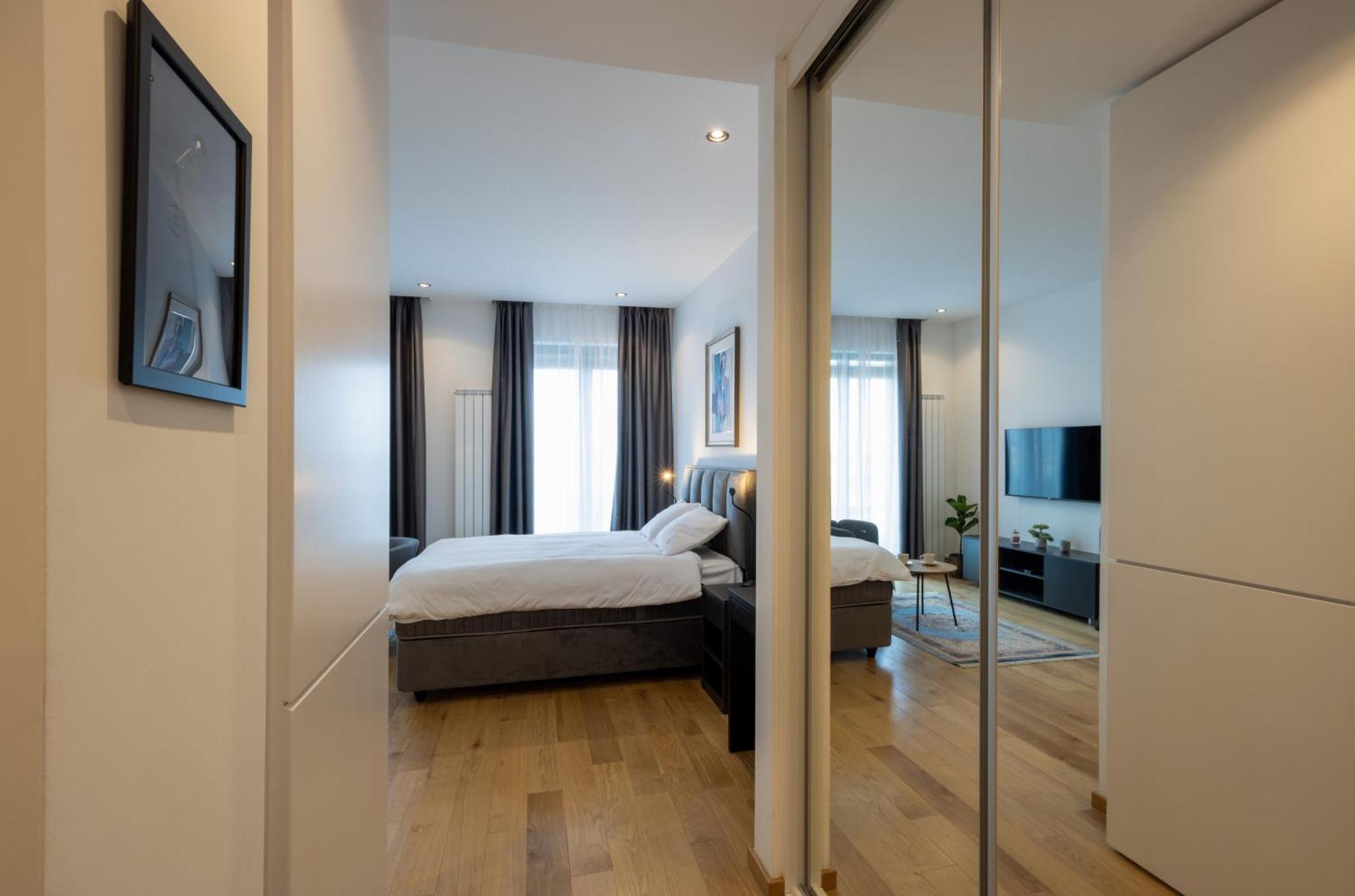 Apartment Center Lux 1