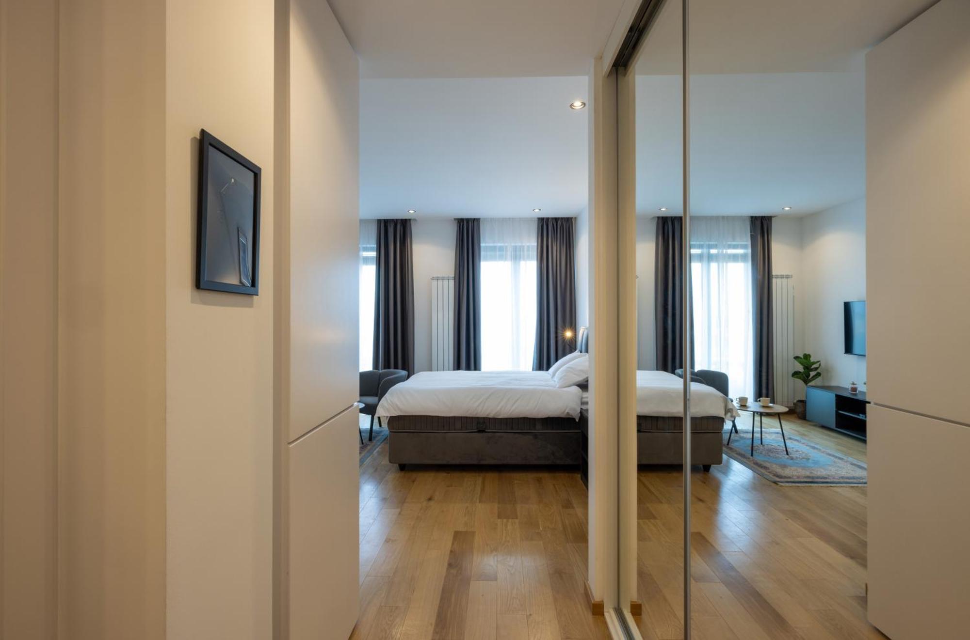 Center Lux 1 Apartment *